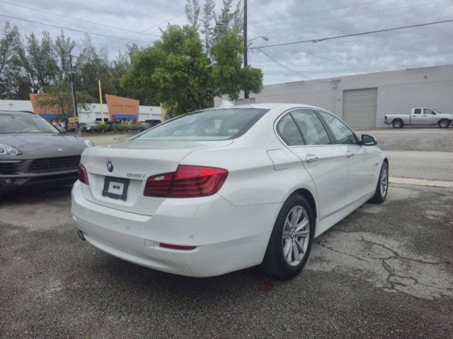 2015 BMW 5 Series 528i - Photo 7