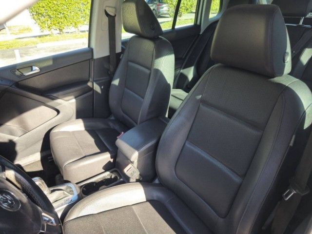 2015 Volkswagen Tiguan SE - Photo 11
