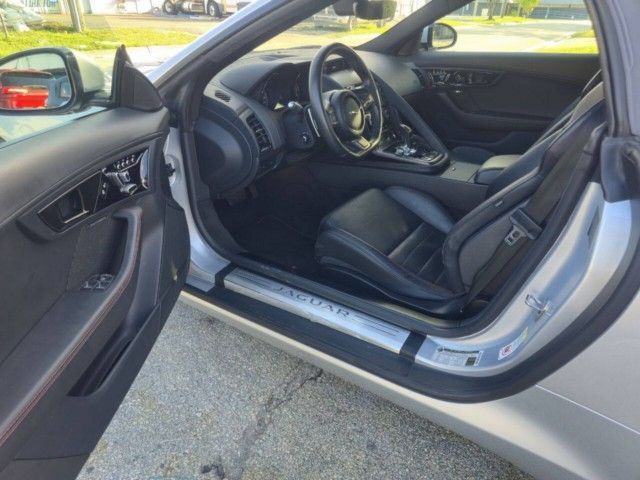 2018 Jaguar F-TYPE Base - Photo 12