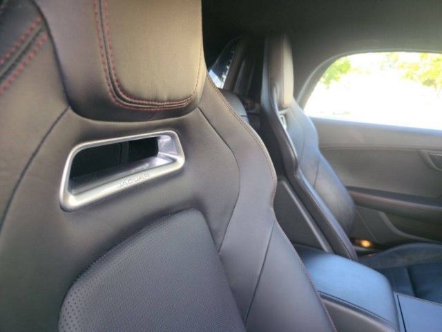 2018 Jaguar F-TYPE Base - Photo 20