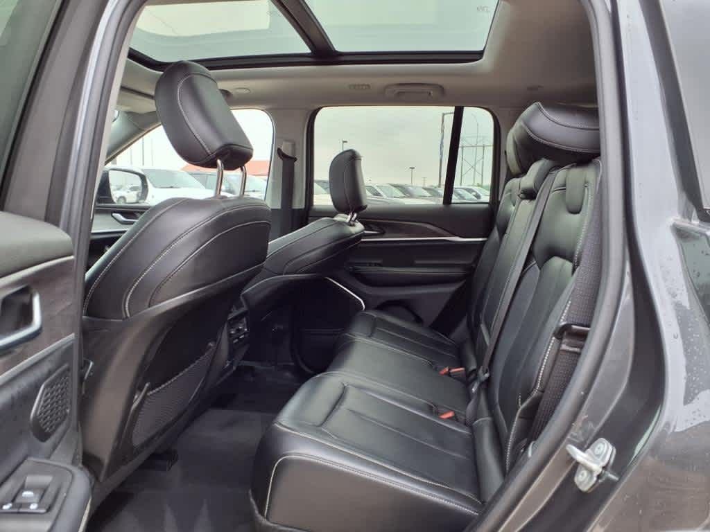 2022 Jeep Grand Cherokee Limited - Photo 11