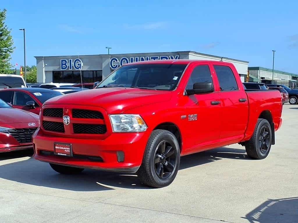 2014 RAM 1500 Express 4x4 Crew Cab's photo