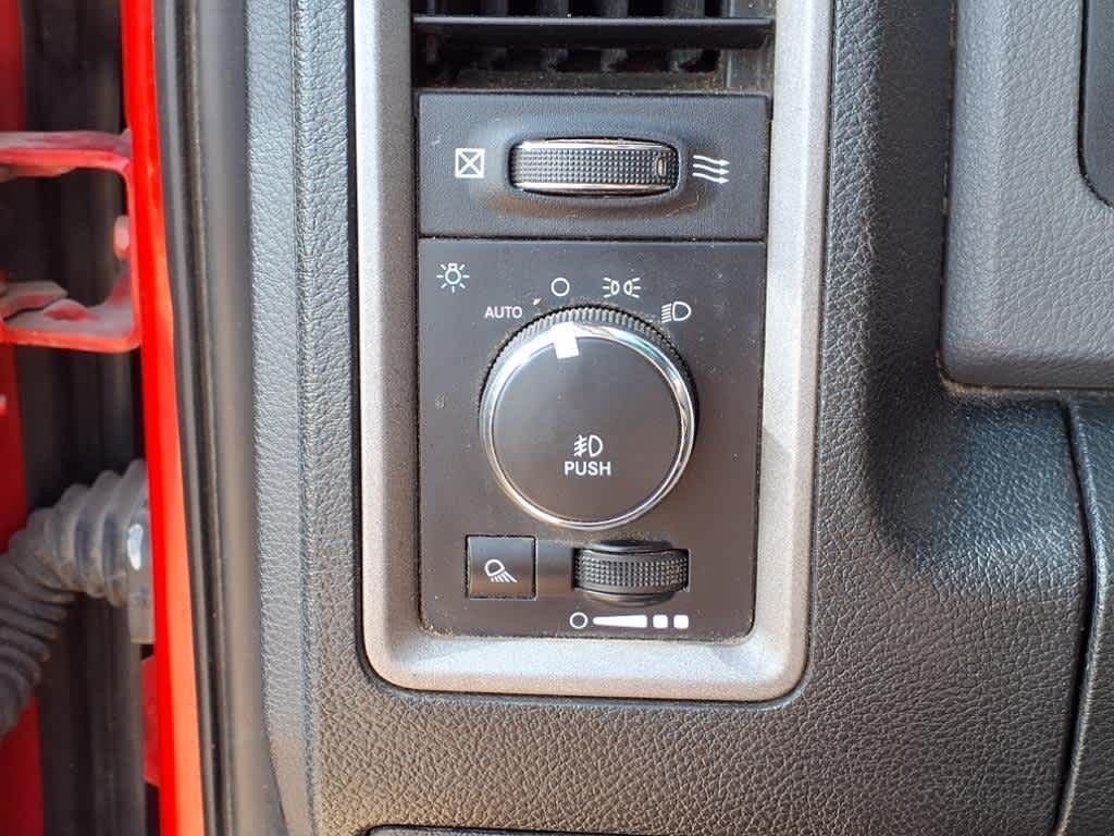 2014 RAM Ram 1500 Pickup Express - Photo 12