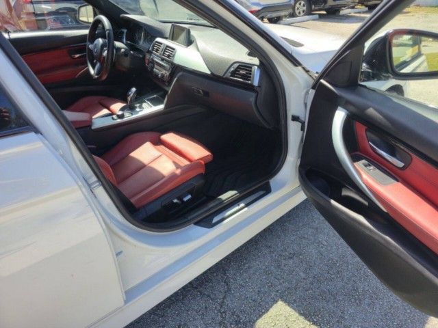 2016 BMW 3 Series 328i - Photo 18
