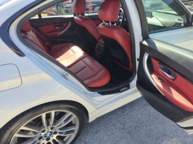 2016 BMW 3 Series 328i - Photo 16