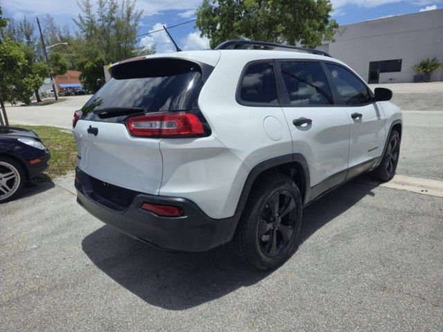 2017 Jeep Cherokee Sport Altitude - Photo 6