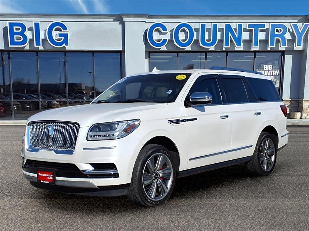 2018 Lincoln Navigator Black Label's photo