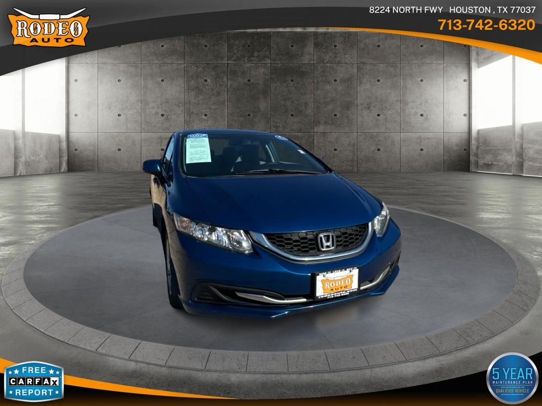 2013 Honda Civic LX's photo