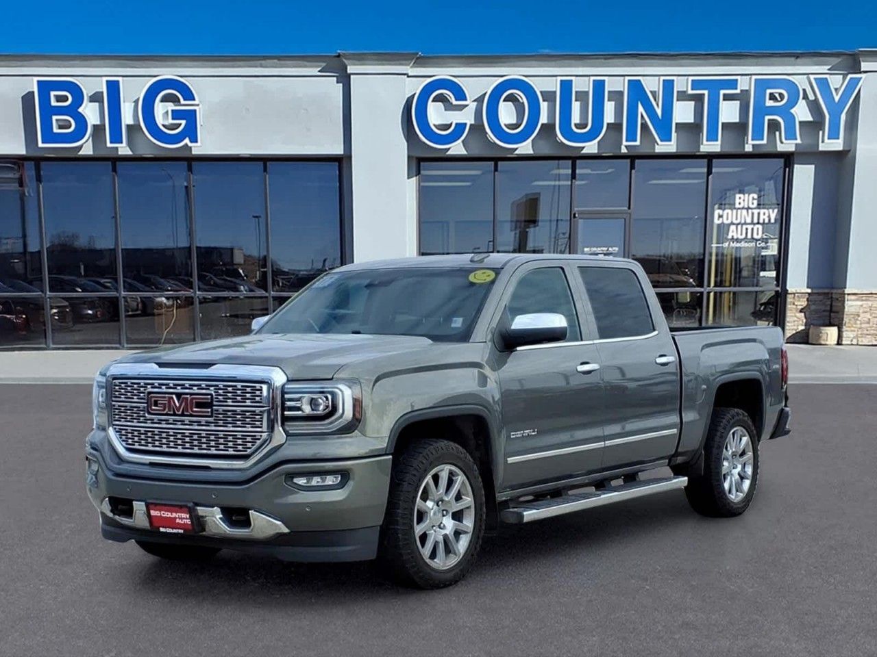 2017 GMC Sierra 4WD Crew Cab Short Box's photo