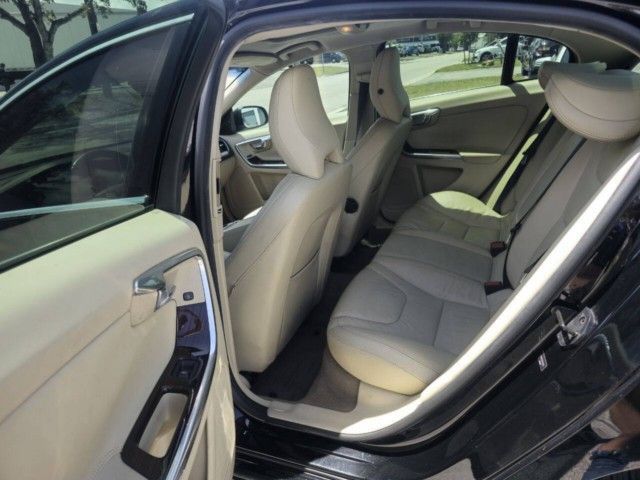 2013 Volvo S60 T5 Premier - Photo 14