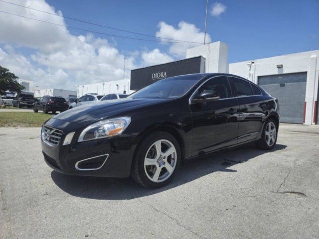 2013 Volvo S60 T5 FWD Auto Premier's photo