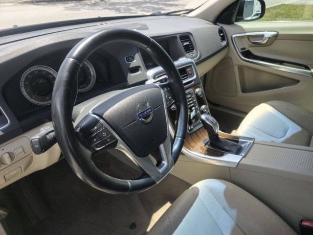 2013 Volvo S60 T5 Premier - Photo 12